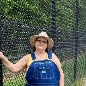 Meet your Posher, Joy